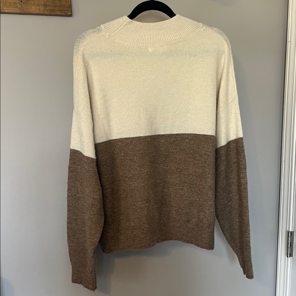 H&M Color Block Sweater - Picture 4 of 4